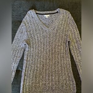 Medium Knitted Sweater Top